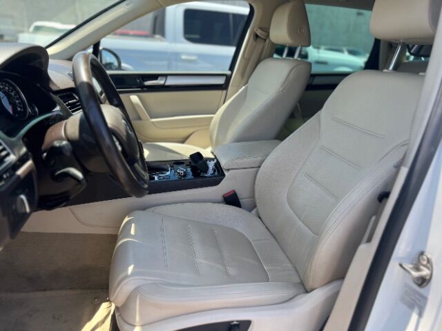 2014 Volkswagen Touareg 3.6L Sport Mesa AZ