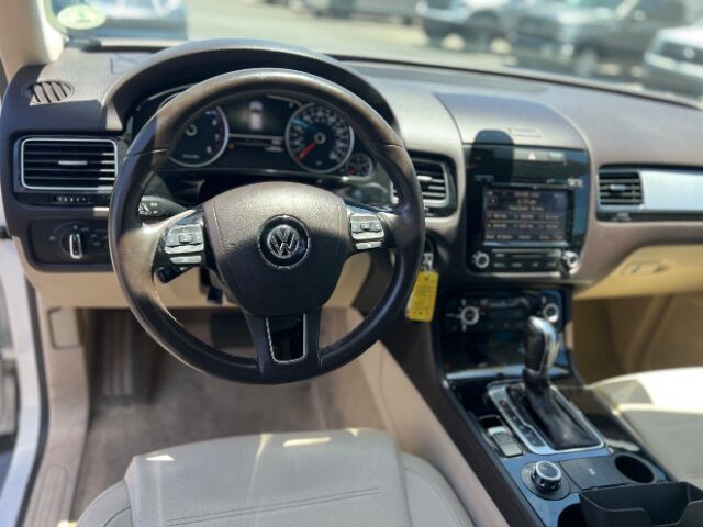 2014 Volkswagen Touareg 3.6L Sport Mesa AZ