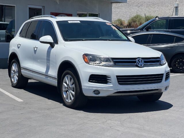 2014 Volkswagen Touareg 3.6L Sport