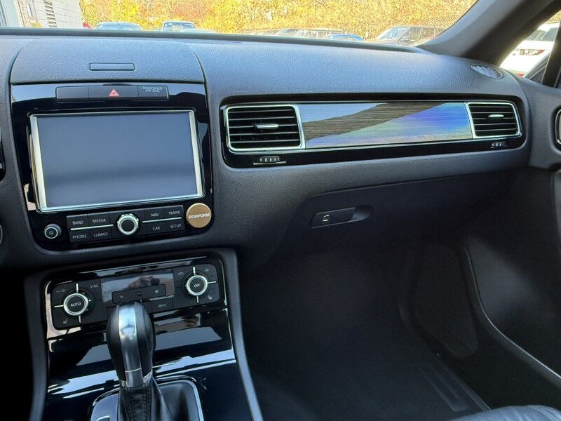 2014 Volkswagen Touareg Lux Willow Grove PA 2014 Volkswagen Touareg Lux Willow Grove PA