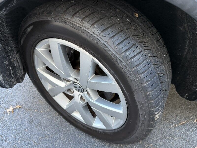 2014 Volkswagen Touareg Lux Willow Grove PA 2014 Volkswagen Touareg Lux Willow Grove PA