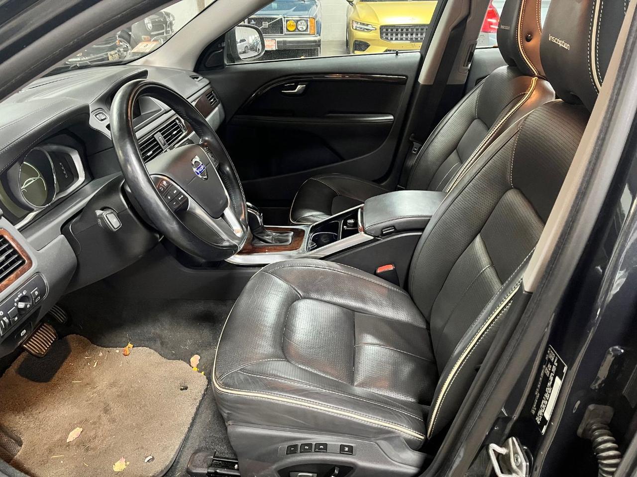 2014 Volvo S80 T6 AWD Inscription Platinum w/Volvo Premium Sound, Adaptive Cruise, Xenon Lights, Heated & Cooled Se Portland OR