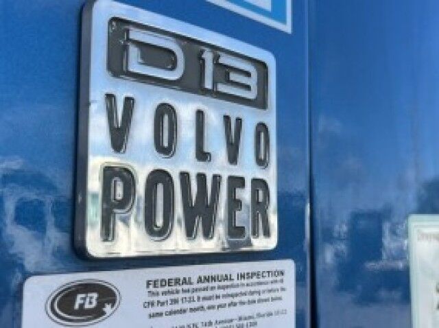 2014 Volvo VNL Sleeper Cab Truck Mechanic Special, Sold AS IS Miami FL