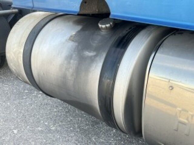 2014 Volvo VNL Sleeper Cab Truck Mechanic Special, Sold AS IS Miami FL