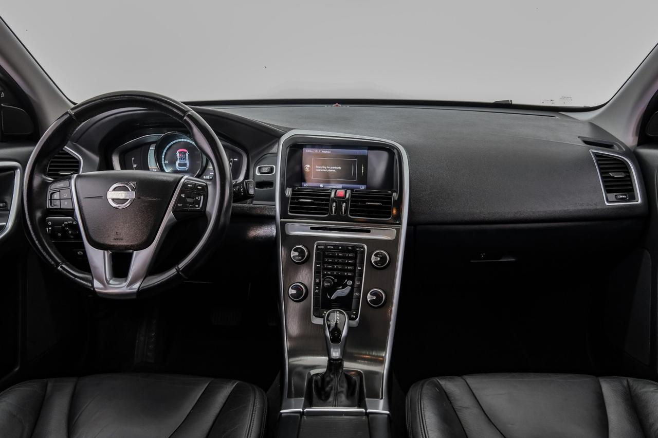 2014 Volvo XC60 3.2 PREMIER BLIND SPOT INFO LANE CHANGE ASSIST PANORMA LEATHER SEATS PUSH BUTTON START Carrollton TX