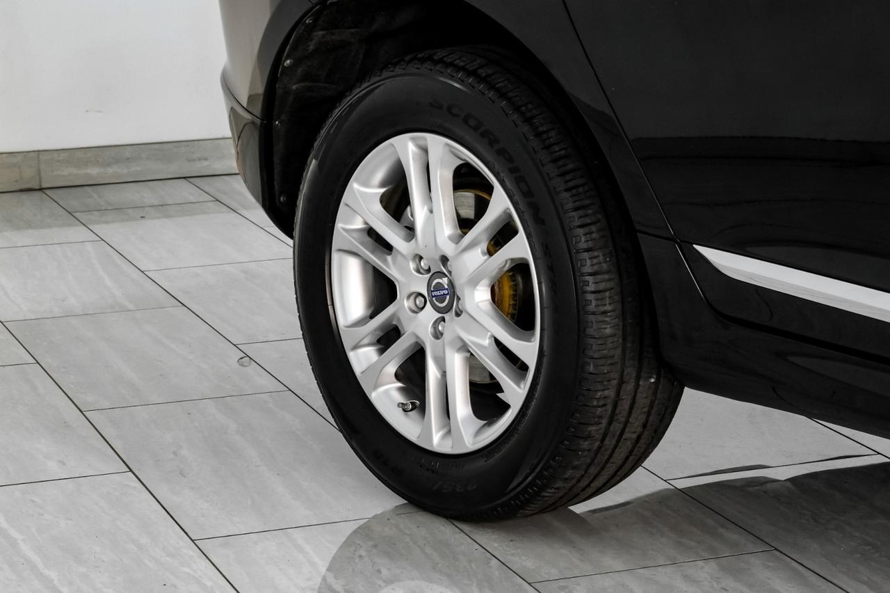 2014 Volvo XC60 3.2 PREMIER BLIND SPOT INFO LANE CHANGE ASSIST PANORMA LEATHER SEATS PUSH BUTTON START Carrollton TX