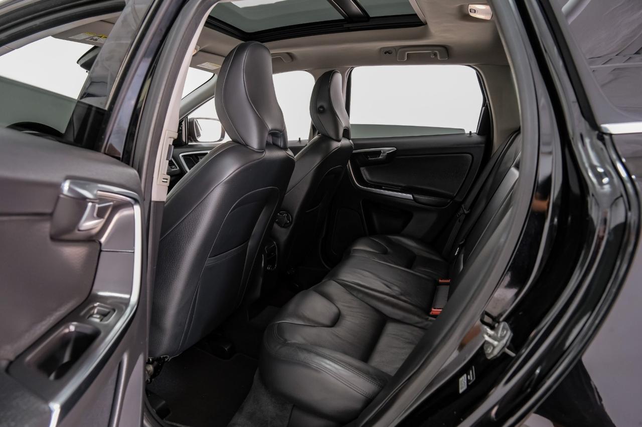 2014 Volvo XC60 3.2 PREMIER BLIND SPOT INFO LANE CHANGE ASSIST PANORMA LEATHER SEATS PUSH BUTTON START Carrollton TX