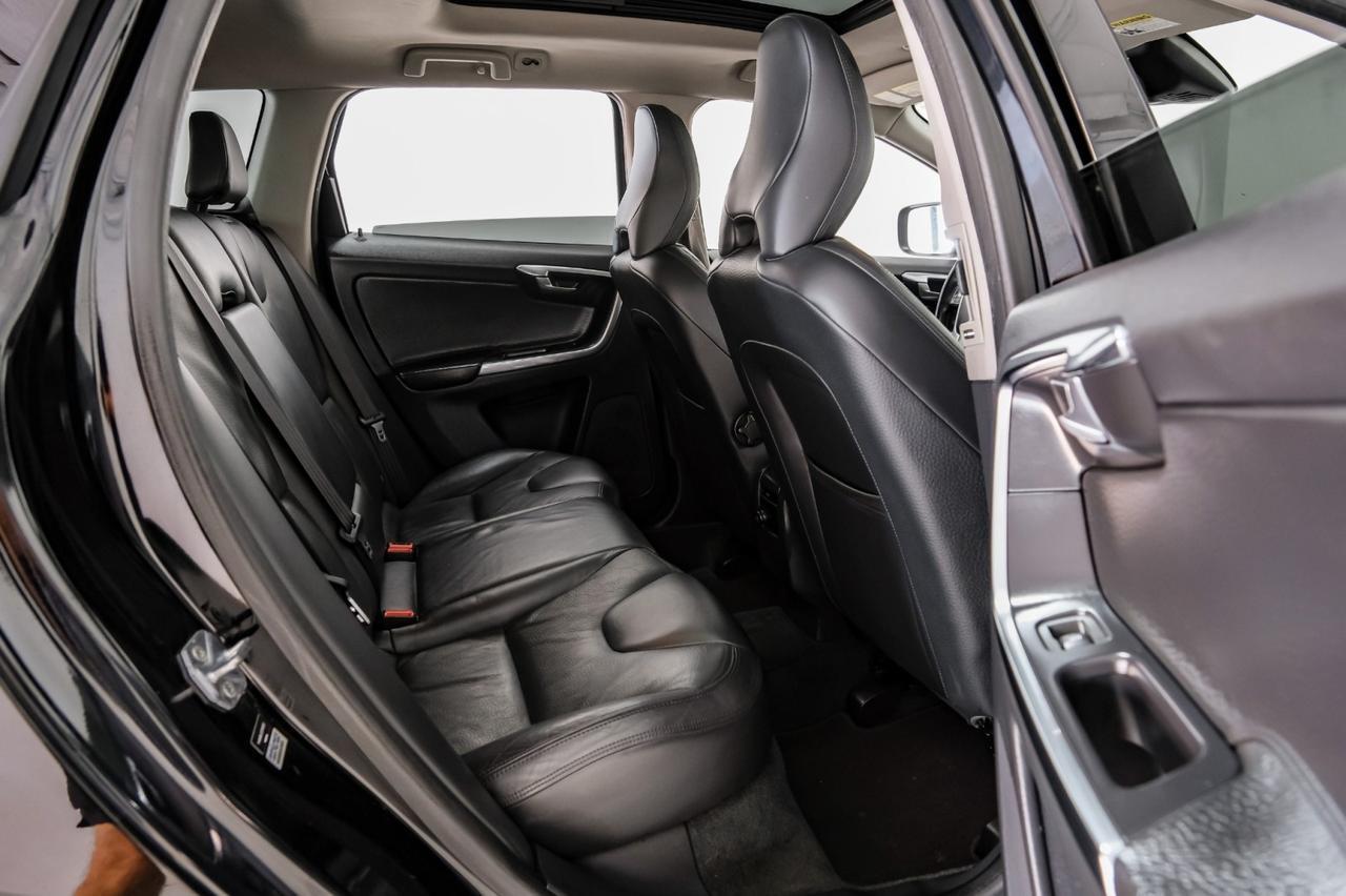 2014 Volvo XC60 3.2 PREMIER BLIND SPOT INFO LANE CHANGE ASSIST PANORMA LEATHER SEATS PUSH BUTTON START Carrollton TX