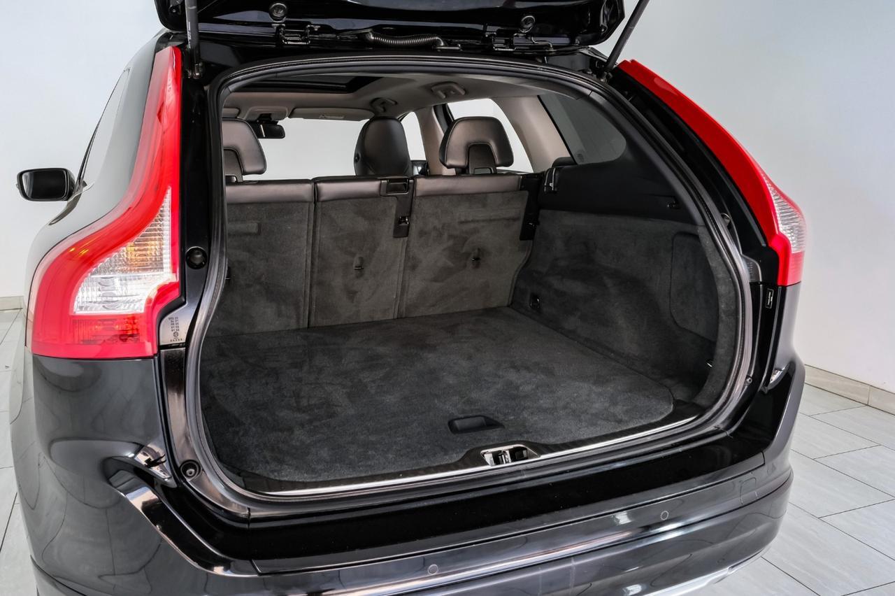 2014 Volvo XC60 3.2 PREMIER BLIND SPOT INFO LANE CHANGE ASSIST PANORMA LEATHER SEATS PUSH BUTTON START Carrollton TX