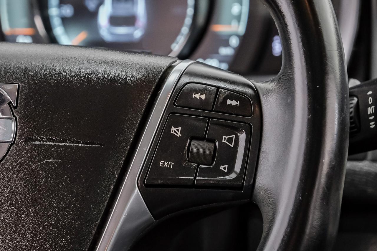 2014 Volvo XC60 3.2 PREMIER BLIND SPOT INFO LANE CHANGE ASSIST PANORMA LEATHER SEATS PUSH BUTTON START Carrollton TX