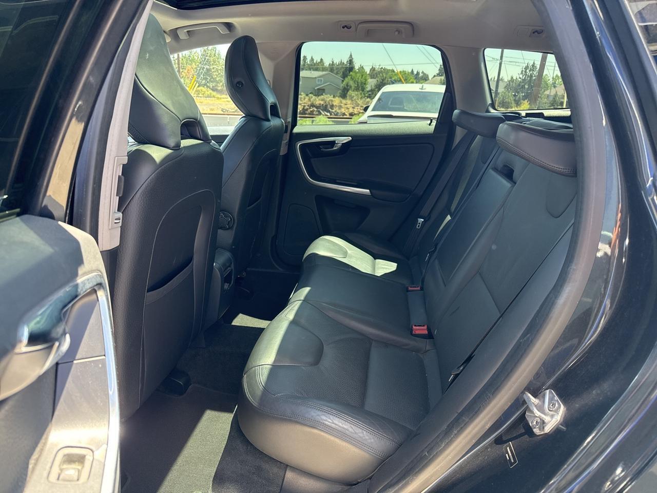 2014 Volvo XC60 3.2 Platinum Bend OR