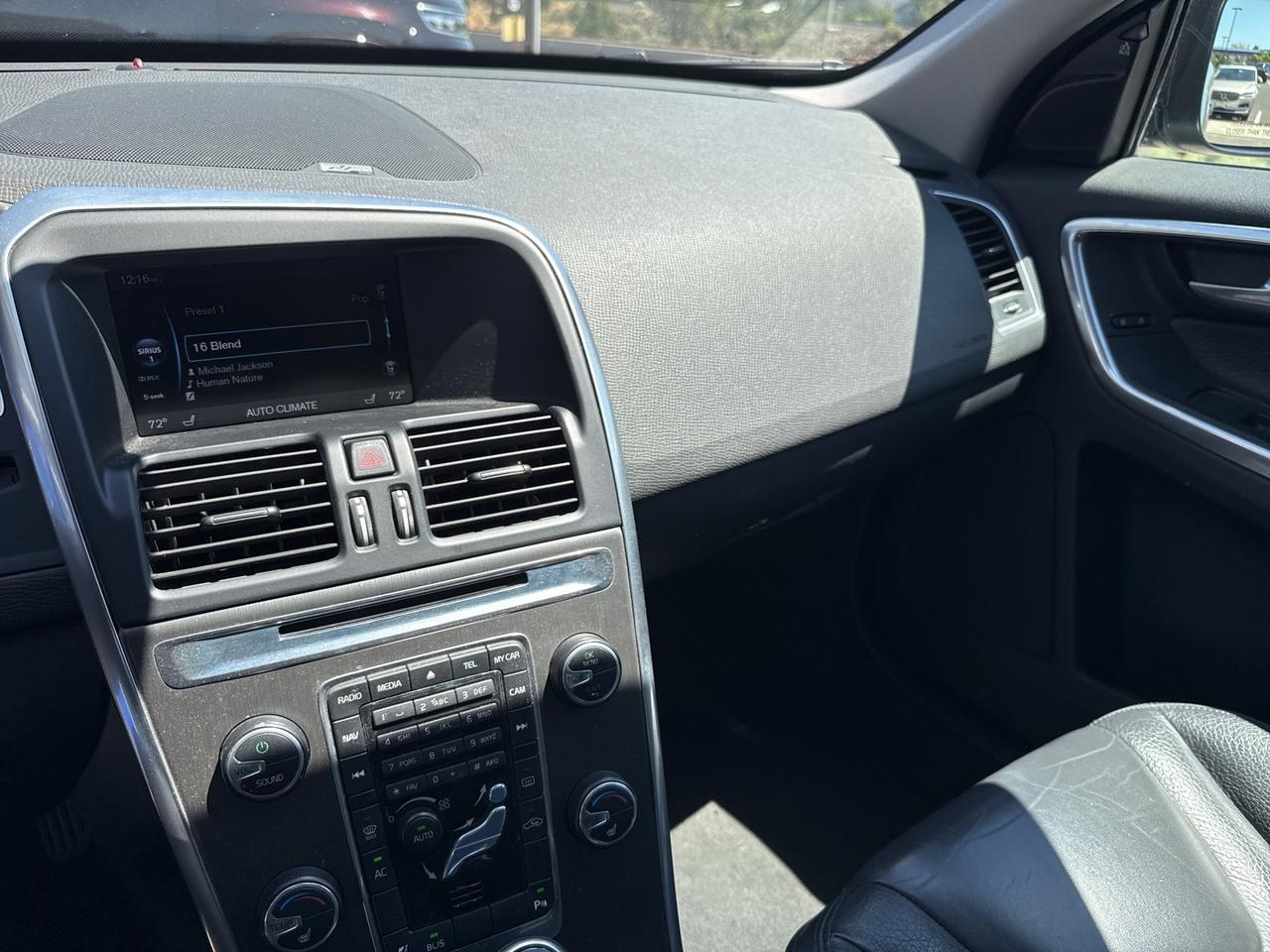 2014 Volvo XC60 3.2 Platinum Bend OR