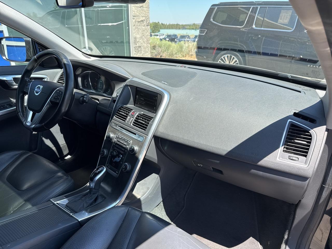 2014 Volvo XC60 3.2 Platinum Bend OR