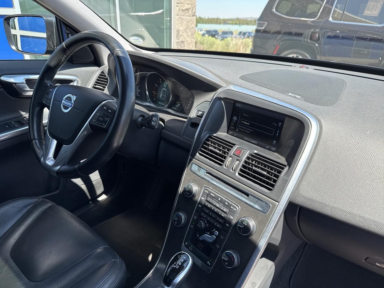 2014 Volvo XC60 3.2 Platinum Bend OR