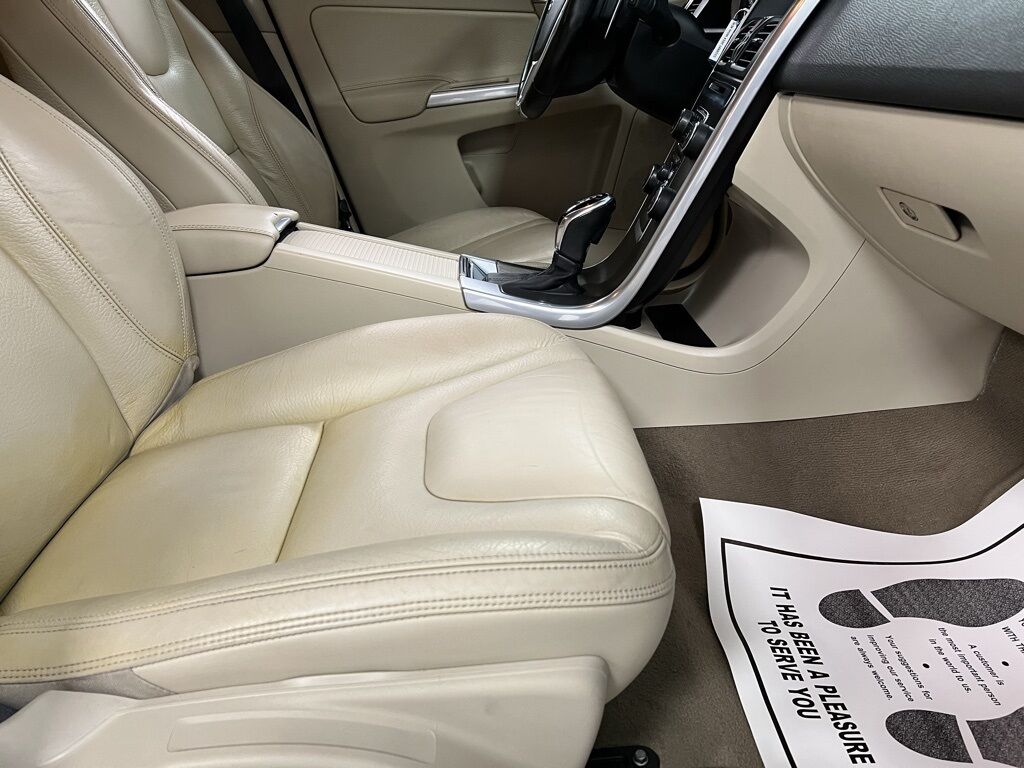 2014 Volvo XC60 T6 R-Design Loveland CO