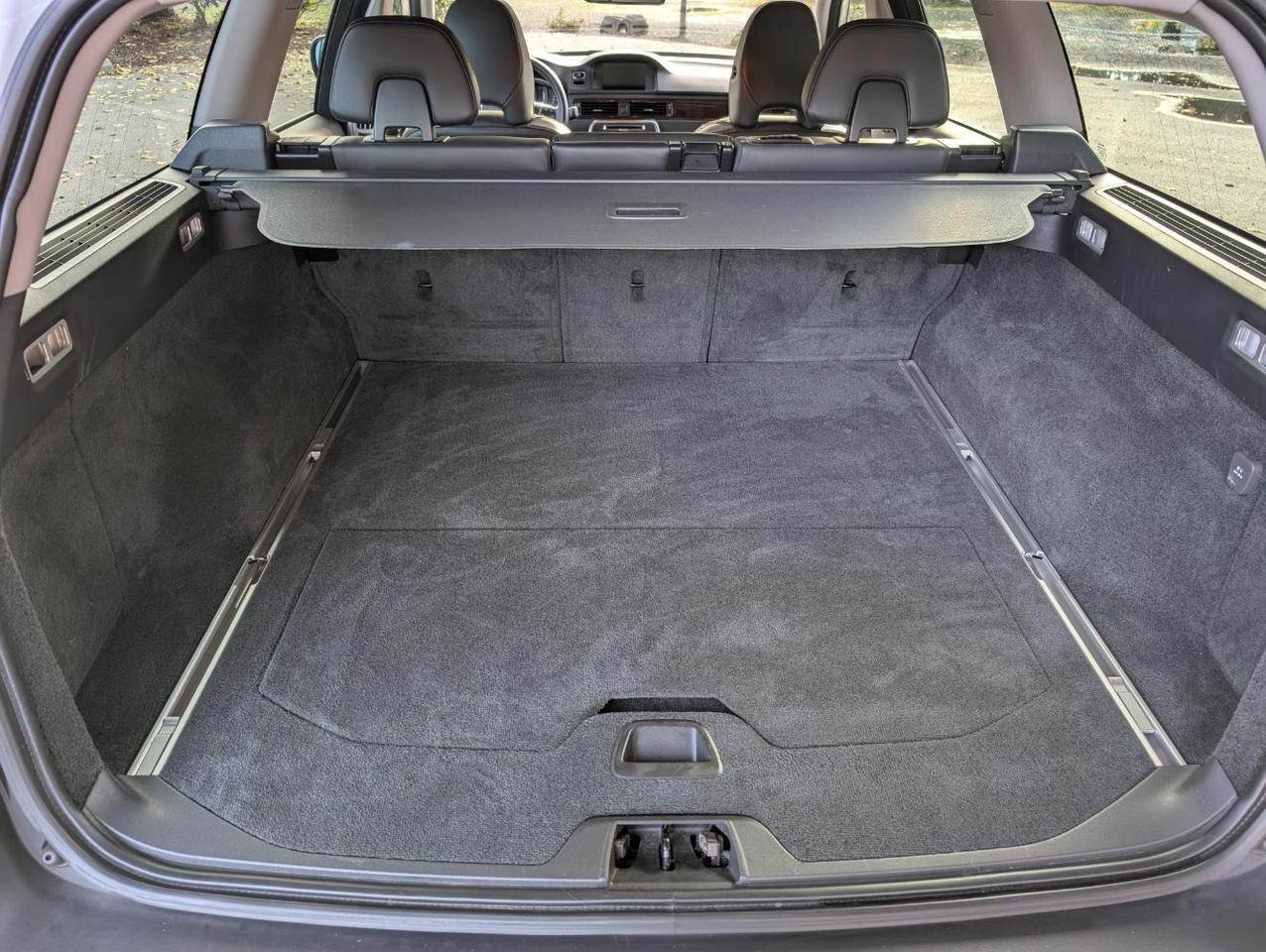 2014 Volvo XC70 T6 AWD Premier Plus w/High Performance Audio, Blind Spot Information, Moon Roof & Heated Leather Sea Portland OR