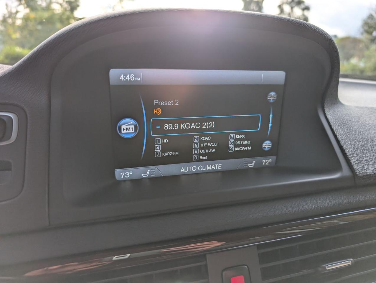 2014 Volvo XC70 T6 AWD Premier Plus w/High Performance Audio, Blind Spot Information, Moon Roof & Heated Leather Sea Portland OR