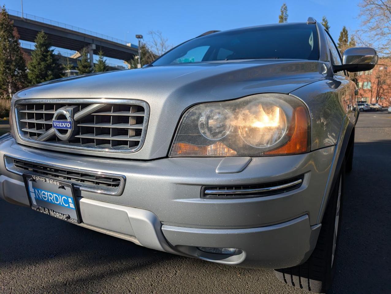 2014 Volvo XC90 3.2 AWD | High Performance Audio, Heated Leather Seats, Third Row & Moon Roof Portland OR