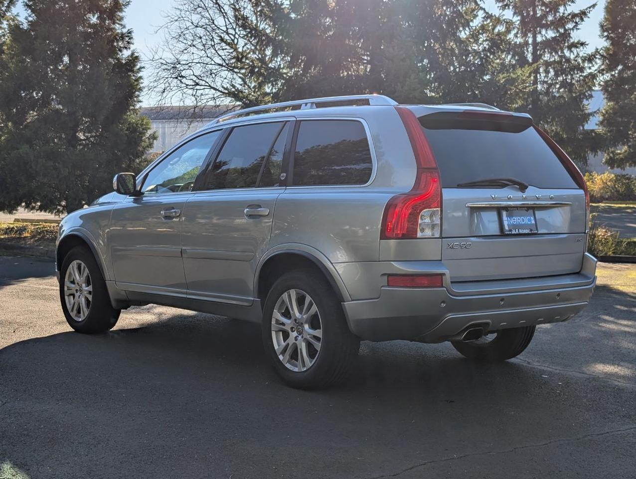 2014 Volvo XC90 3.2 AWD | High Performance Audio, Heated Leather Seats, Third Row & Moon Roof Portland OR