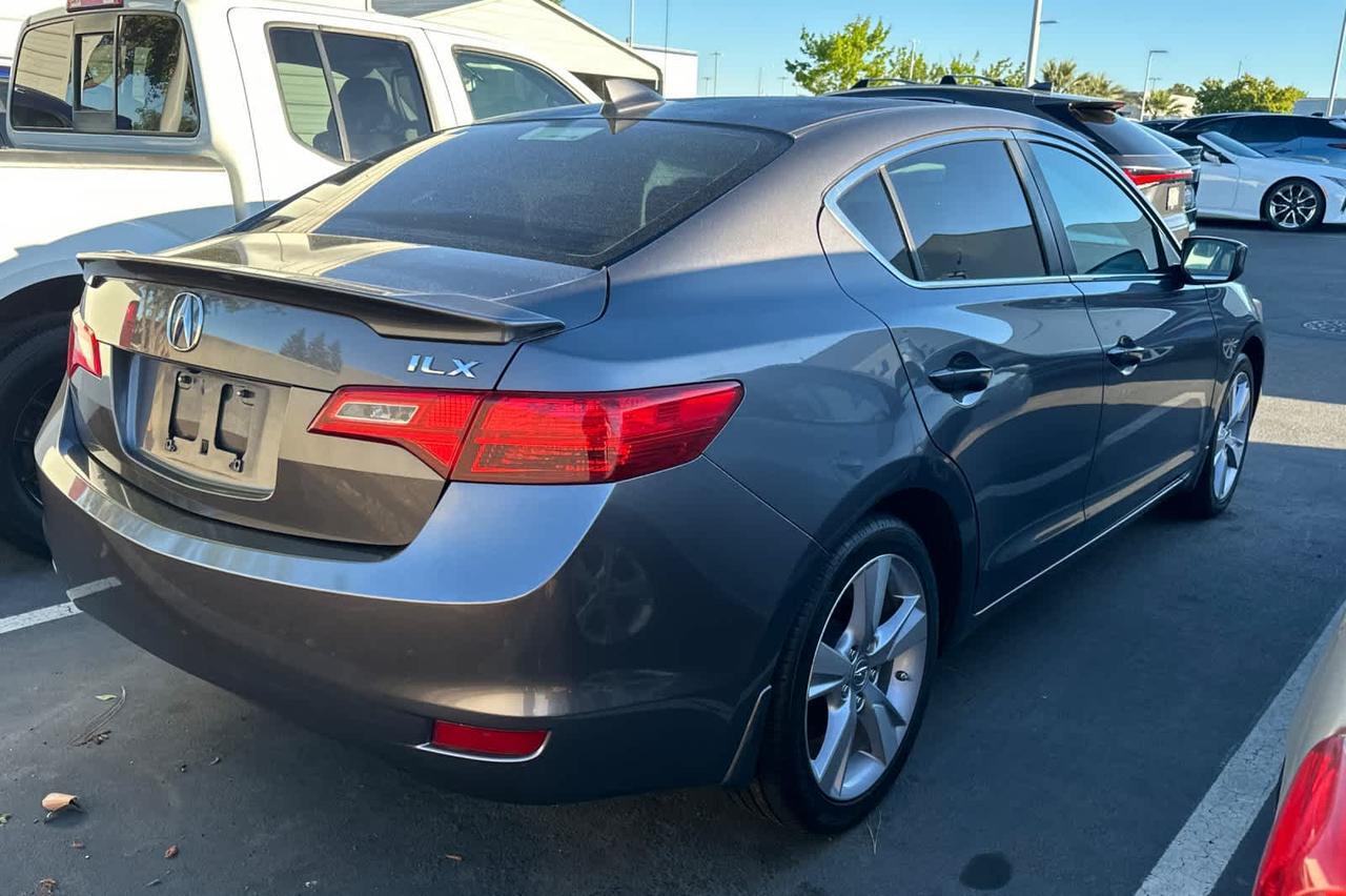 2015 Acura ILX Tech Pkg
