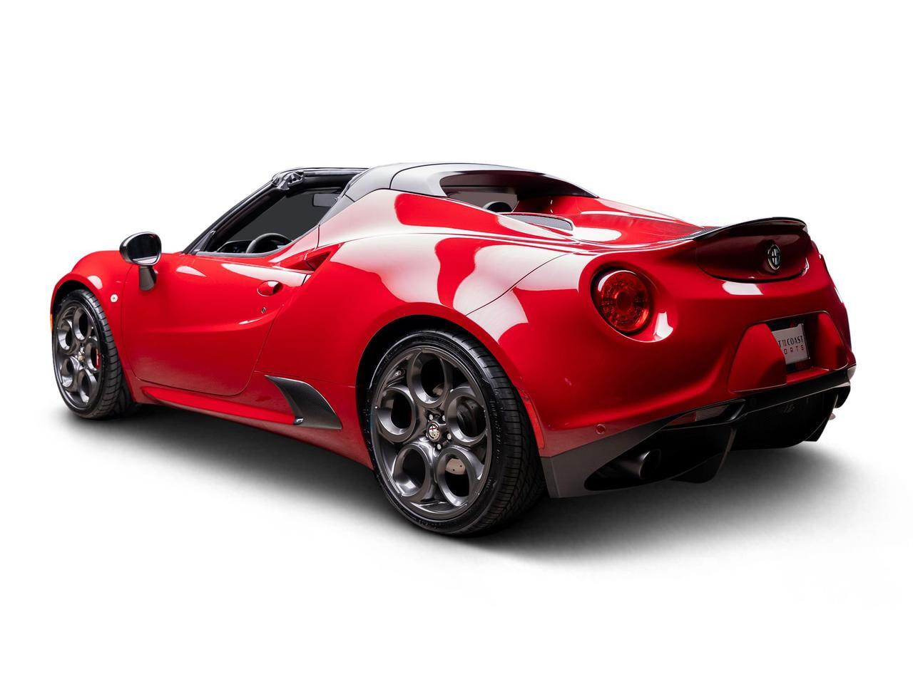 2015 Alfa Romeo 4C Base