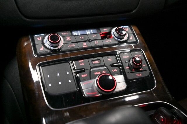2015 Audi A8 4.0T Quattro 4dr Sedan Chicago IL