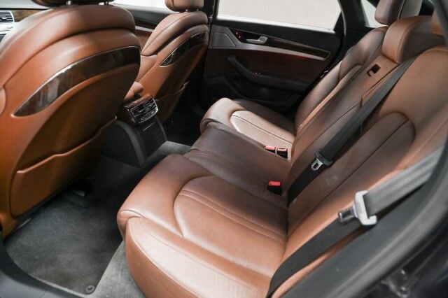 2015 Audi A8 4.0T Quattro 4dr Sedan Chicago IL