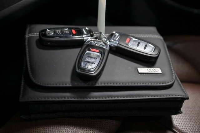 2015 Audi A8 4.0T Quattro 4dr Sedan Chicago IL