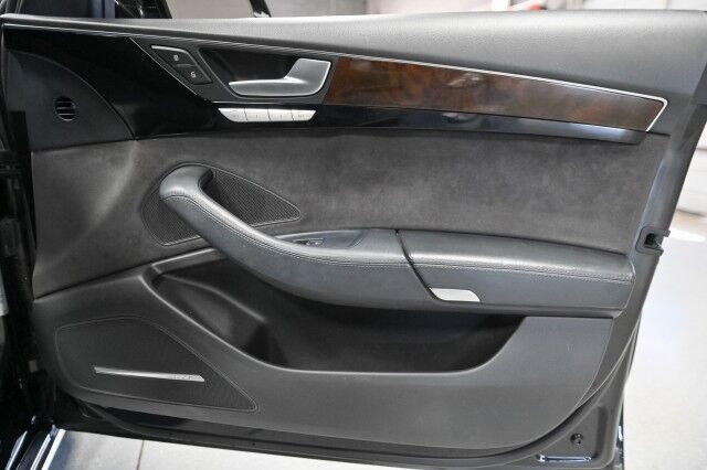 2015 Audi A8 L 4.0 Quattro 4dr Sedan Chicago IL