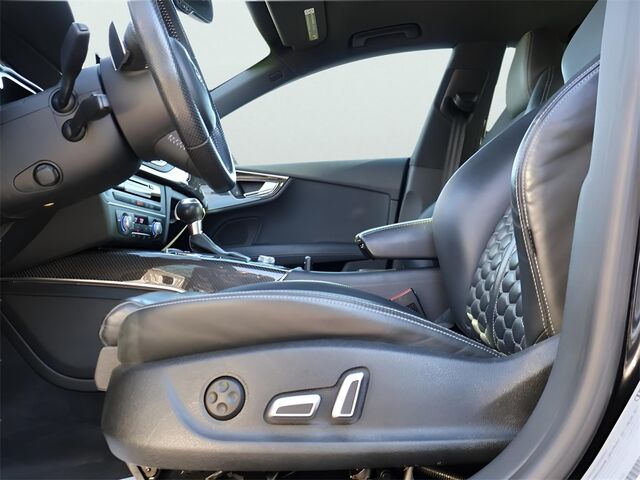 2015 Audi RS 7 4.0T Prestige Oshkosh WI 2015 Audi RS 7 4.0T Prestige Oshkosh WI