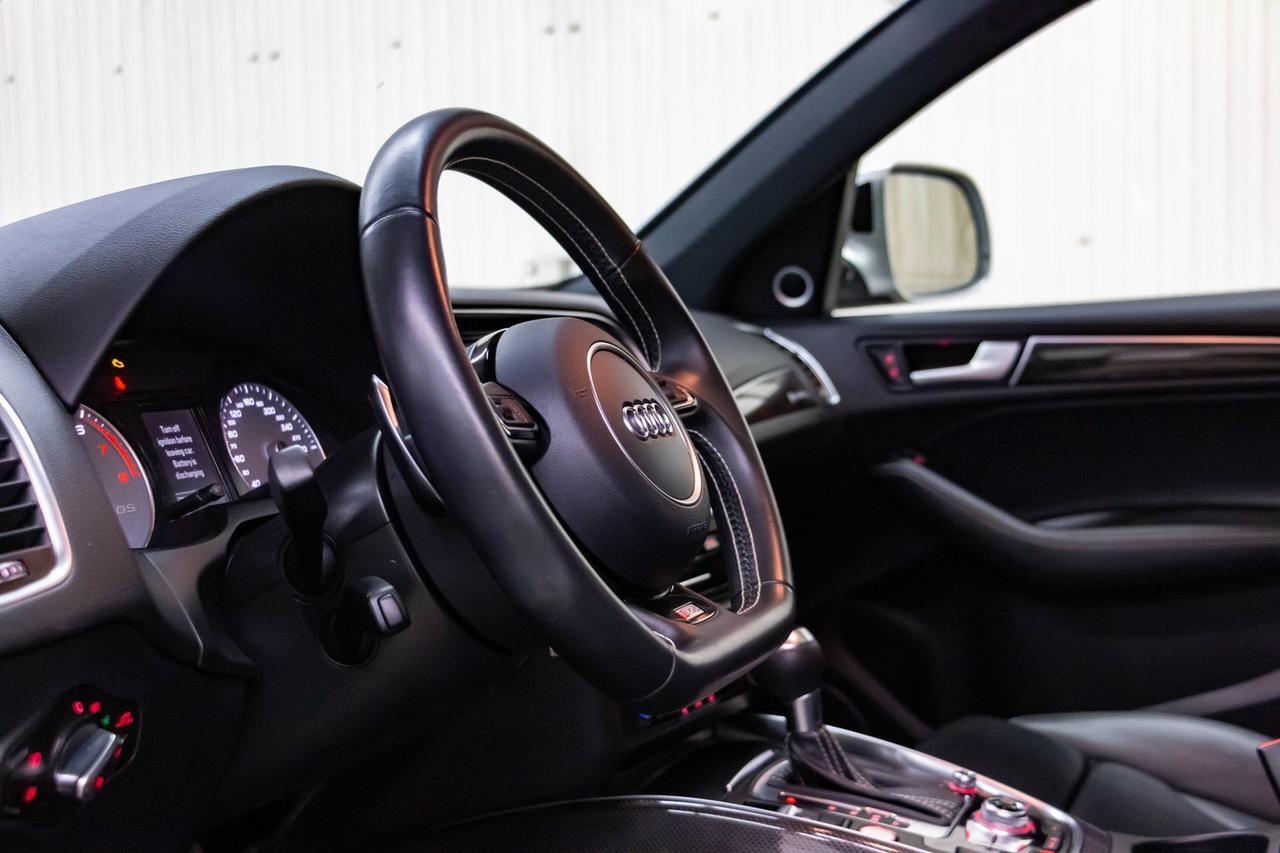 2015 Audi SQ5 Quattro Technik Leather Roof Nav BCam Red Deer AB