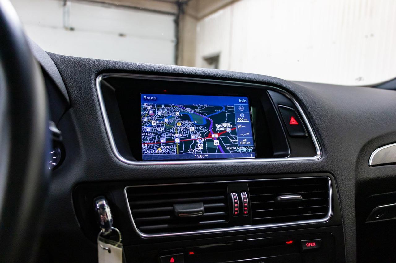 2015 Audi SQ5 Quattro Technik Leather Roof Nav BCam Red Deer AB