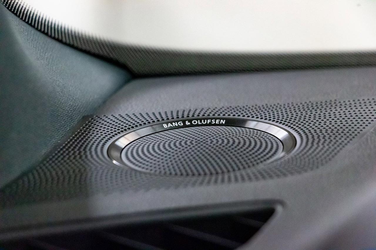 2015 Audi SQ5 Quattro Technik Leather Roof Nav BCam Red Deer AB