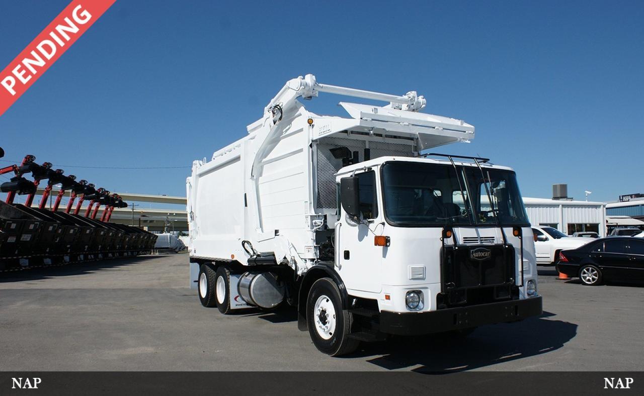 2015 Autocar ACX64 40 yard Heil Front Loader Garbage Truck