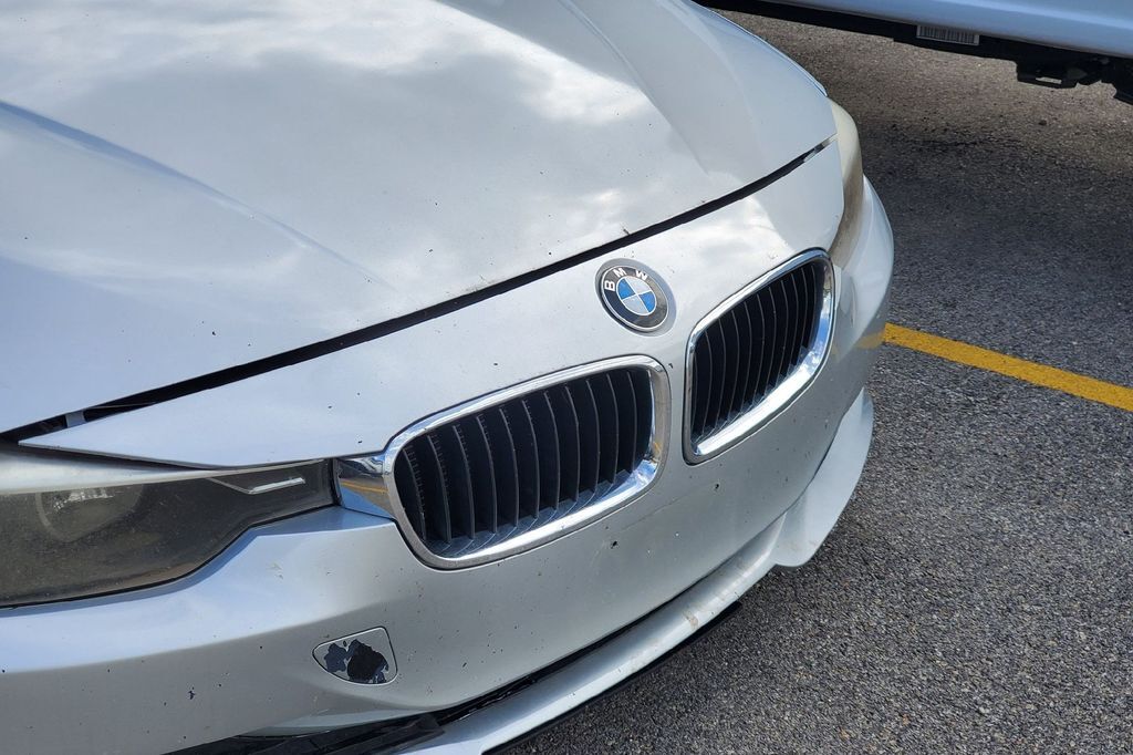 2015 BMW 3 Series 320i