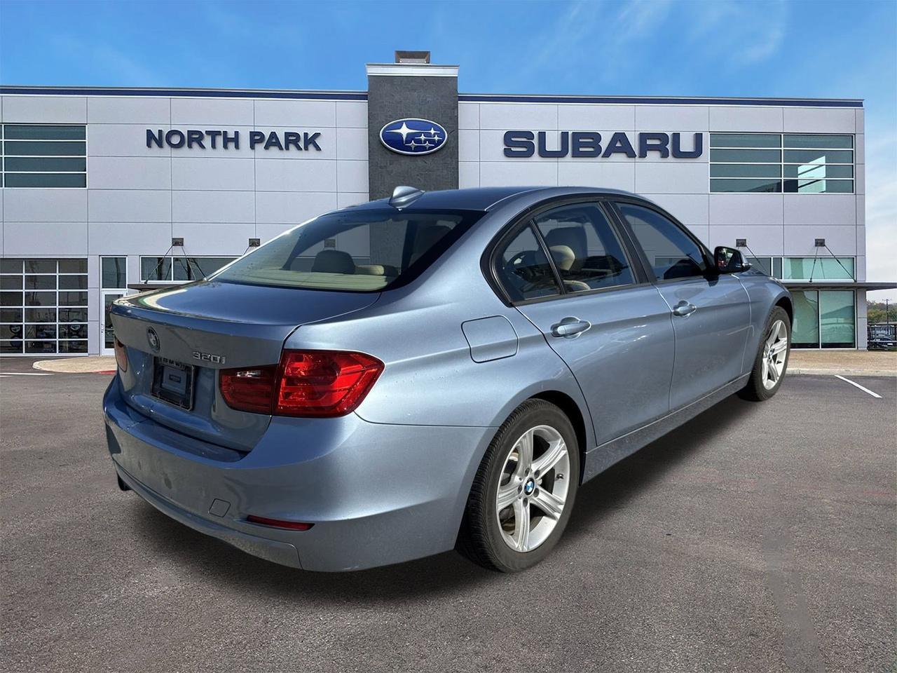 2015 BMW 3 Series 320i