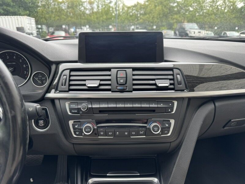 2015 BMW 328i xDrive Willow Grove PA