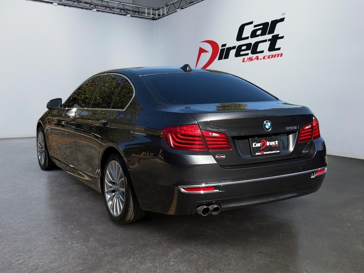 2015 BMW 5 Series 528i, HEADS-UP DISPLAY, PADDLE SHIFTERS, SUNROOF, HEATED SEATS, TINTED WINDOWS, BACKUP CAMERA WITH PARKING SENSORS, NAVIGATION, POWER SEATS, BLUETOOTH/AUX PORT, LOW MILES, CLEAN CARFAX, RIDE IN STYLE ON THE ROAD! Virginia Beach VA