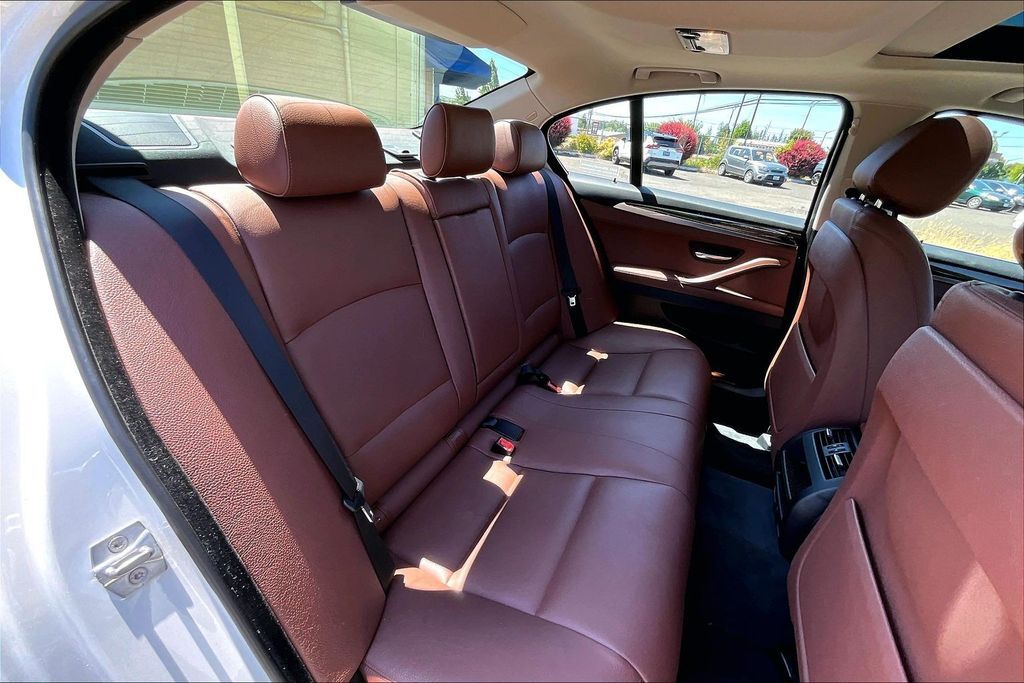 2015 BMW 5 Series 528i OR