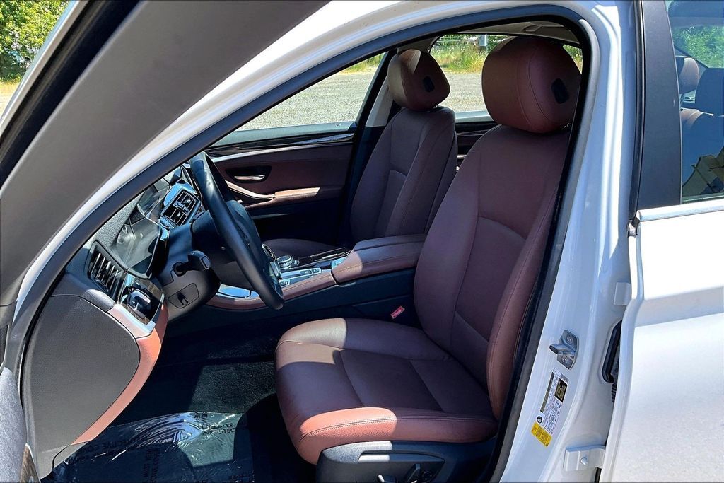 2015 BMW 5 Series 528i OR