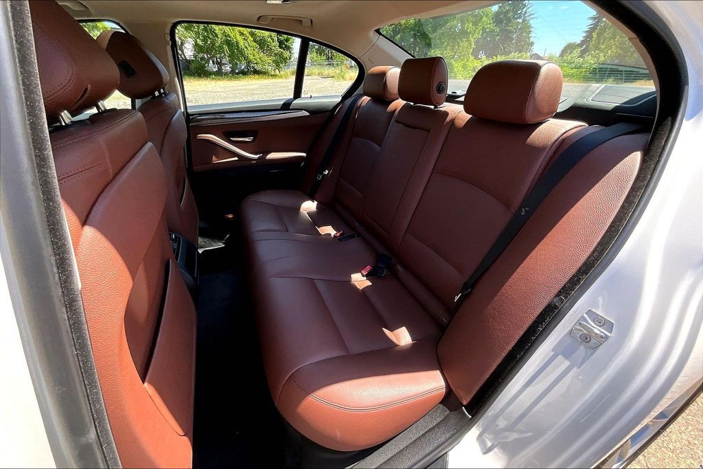 2015 BMW 5 Series 528i OR