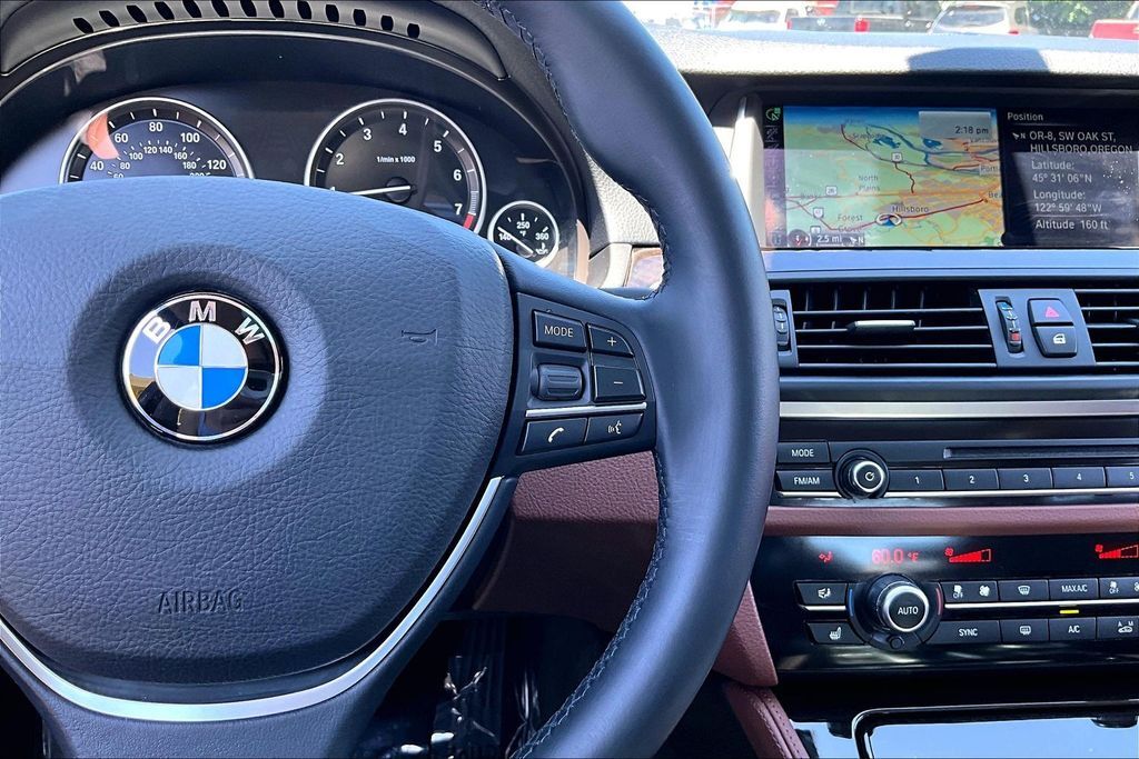 2015 BMW 5 Series 528i OR