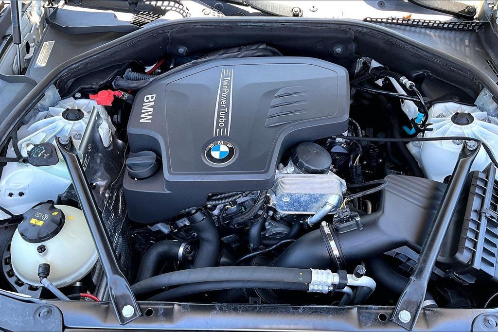 2015 BMW 5 Series 528i OR