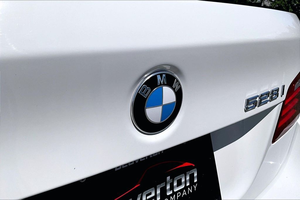 2015 BMW 5 Series 528i OR