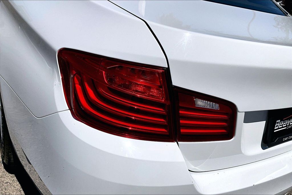2015 BMW 5 Series 528i OR
