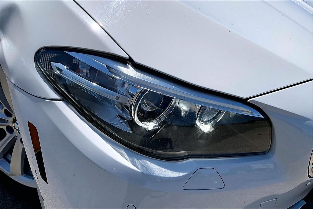 2015 BMW 5 Series 528i OR