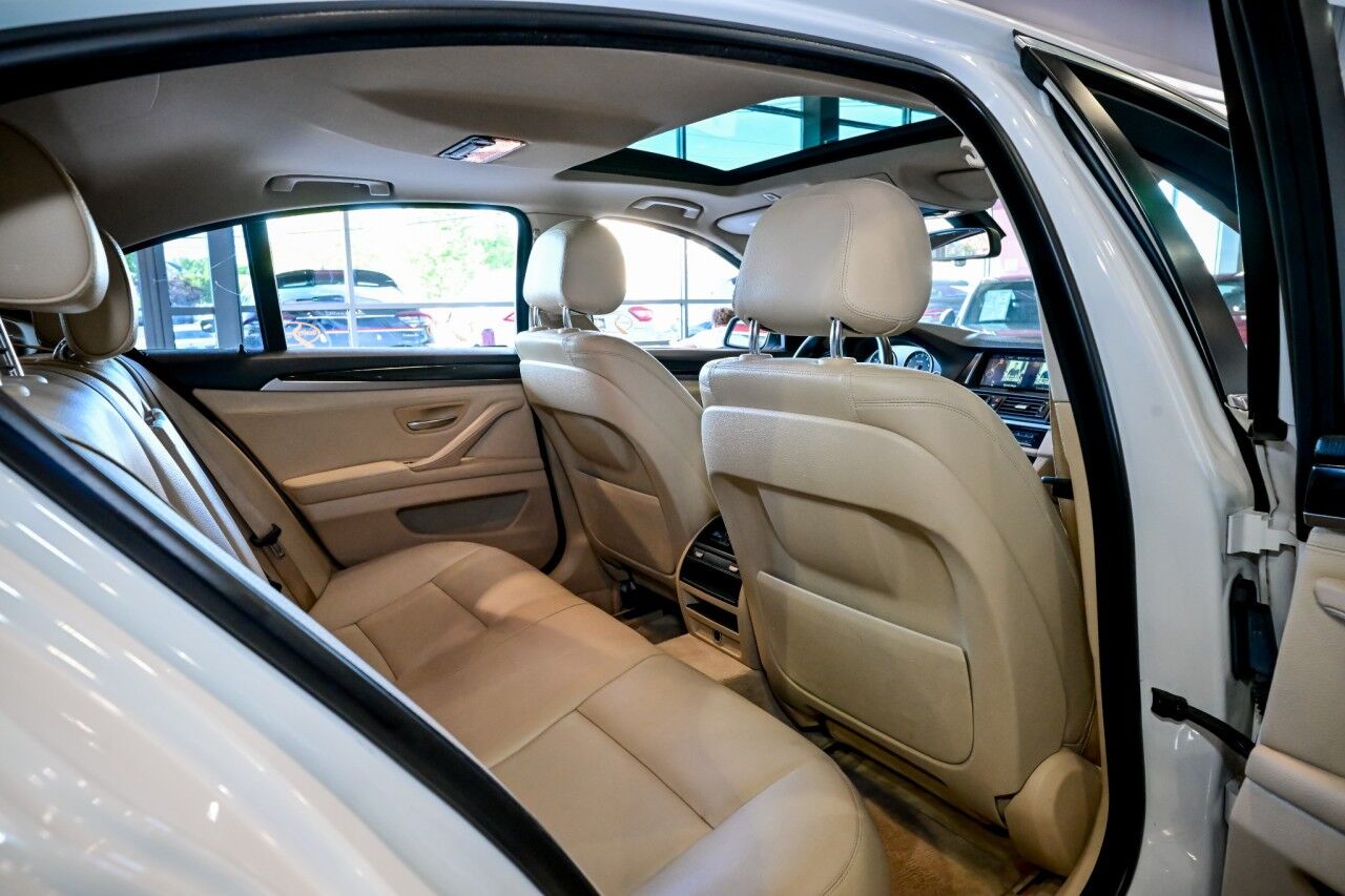 2015 BMW 5 Series 528i xDrive, Leather, Back-Up Camera, Cold Weather Pkg, Premium Pkg Springfield NJ