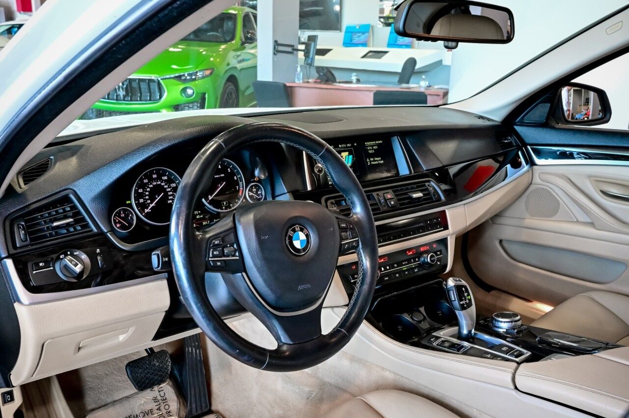 2015 BMW 5 Series 528i xDrive, Leather, Back-Up Camera, Cold Weather Pkg, Premium Pkg Springfield NJ