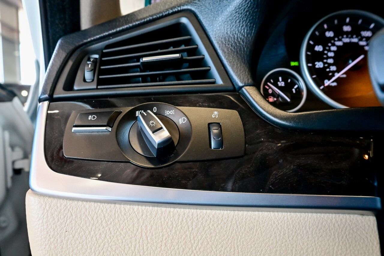 2015 BMW 5 Series 528i xDrive Springfield NJ
