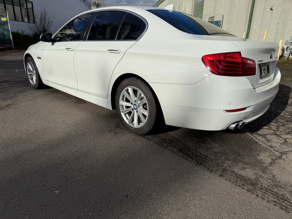 2015 BMW 5 Series 528i xDrive
